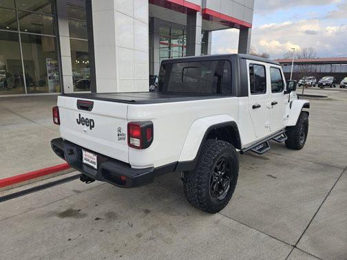 2021 Jeep Gladiator Willys 4x4