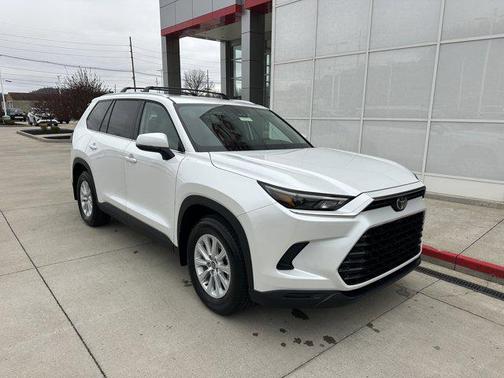 Wind Chill Pearl 2026 Toyota Grand Highlander Hybrid XLE