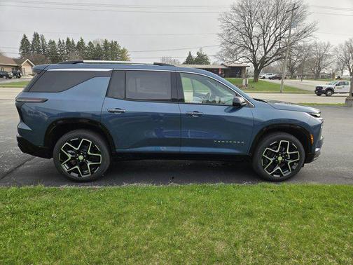 Lakeshore Blue Metallic 2026 Chevrolet Traverse High Country