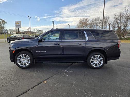 2024 Chevrolet Suburban 4WD High Country