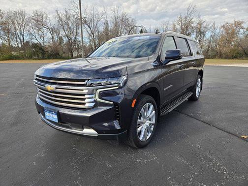 2024 Chevrolet Suburban 4WD High Country