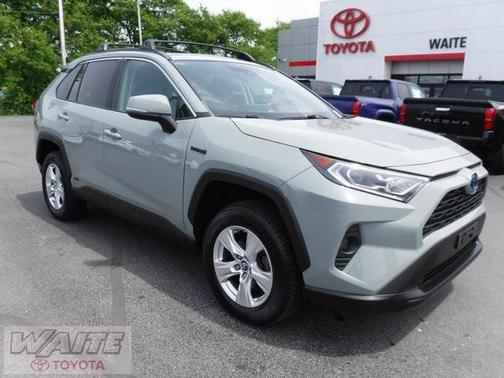 2020 Toyota RAV4 Hybrid XLE
