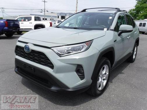 2020 Toyota RAV4 Hybrid XLE