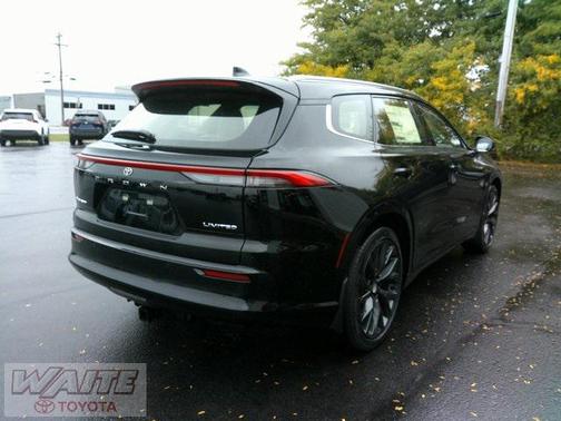 2025 Toyota Crown Signia Limited