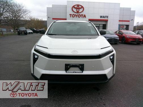 Wind Chill Pearl 2026 Toyota bZ XLE