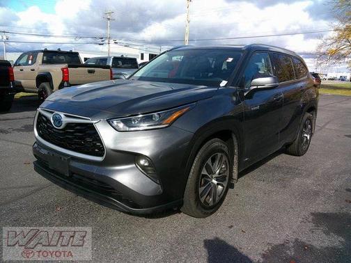2021 Toyota Highlander Hybrid XLE