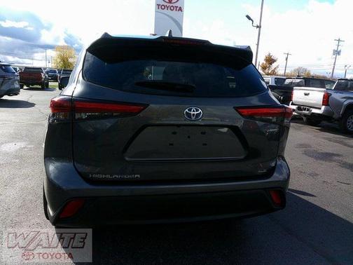 2021 Toyota Highlander Hybrid XLE
