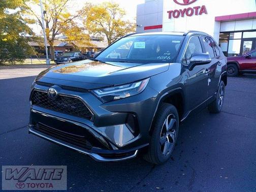 2025 Toyota RAV4 Hybrid SE