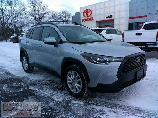 2023 Toyota Corolla Cross LE