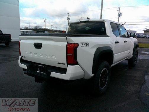 2025 Toyota Tacoma Hybrid TRD Off Road