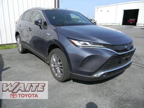 Coastal Gray Metallic 2021 Toyota Venza Limited