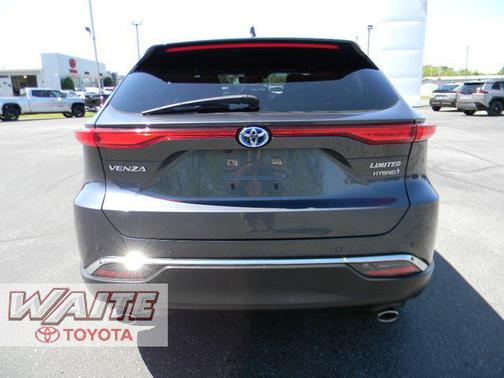 Coastal Gray Metallic 2021 Toyota Venza Limited