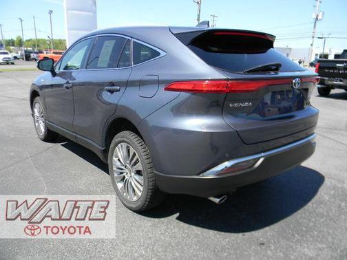 Coastal Gray Metallic 2021 Toyota Venza Limited