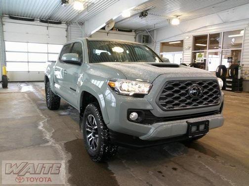 2022 Toyota Tacoma TRD Sport