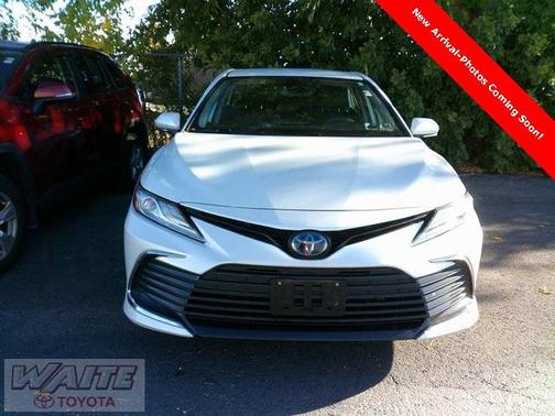 2021 Toyota Camry Hybrid XLE