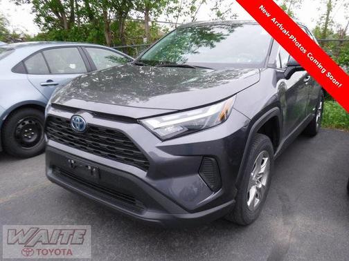 2022 Toyota RAV4 Hybrid XLE