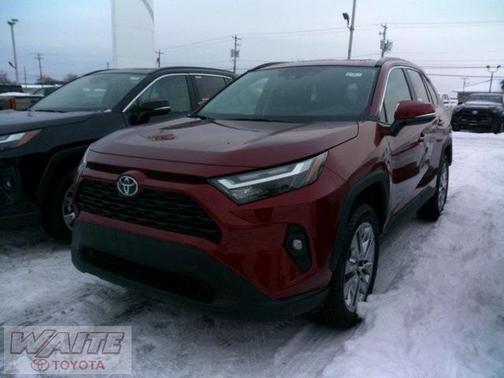 2025 Toyota RAV4 XLE Premium