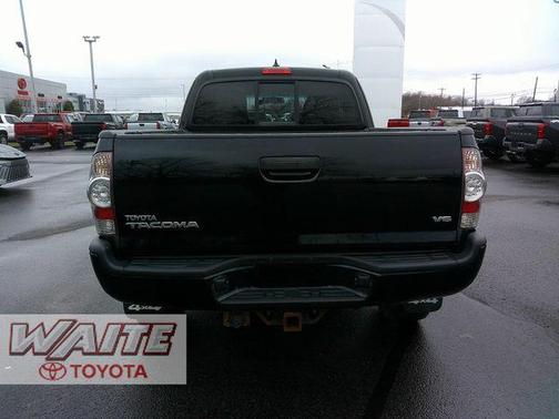 2015 Toyota Tacoma Base