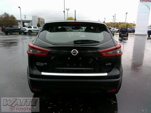 2020 Nissan Rogue Sport S