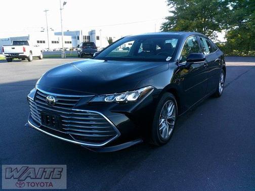 2022 Toyota Avalon XLE