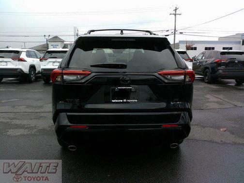 2025 Toyota RAV4 Hybrid SE