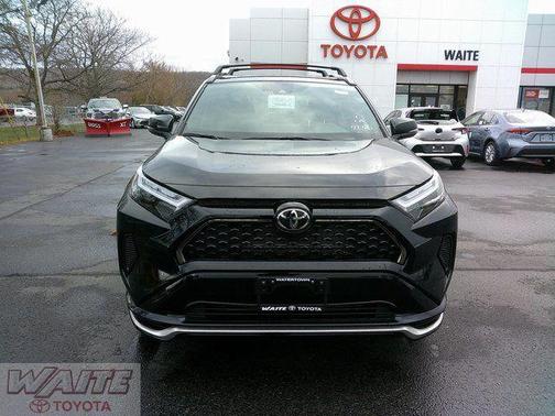 2025 Toyota RAV4 Hybrid SE