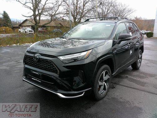 2025 Toyota RAV4 Hybrid SE