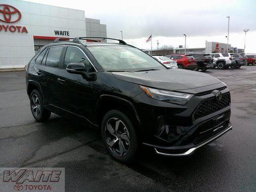 2025 Toyota RAV4 Hybrid SE