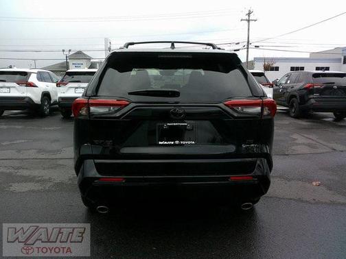 2025 Toyota RAV4 Hybrid SE