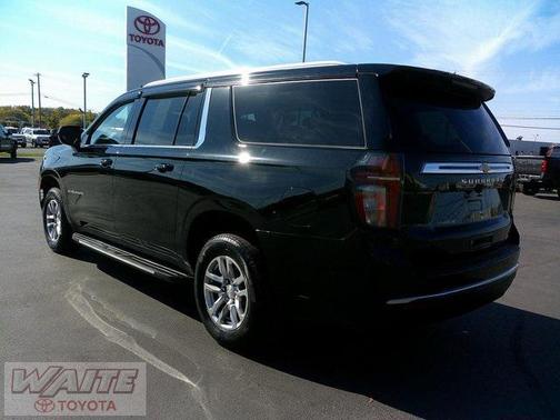 2022 Chevrolet Suburban LT