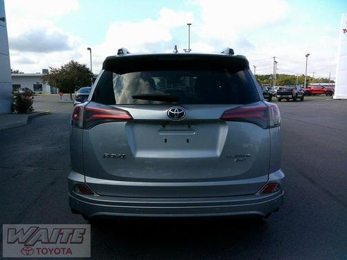 2017 Toyota RAV4 Platinum