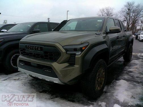 2026 Toyota Tacoma Hybrid Trailhunter