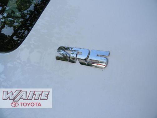 White 2022 Toyota 4Runner SR5 Premium