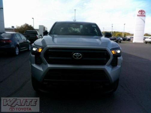 2025 Toyota Tacoma SR