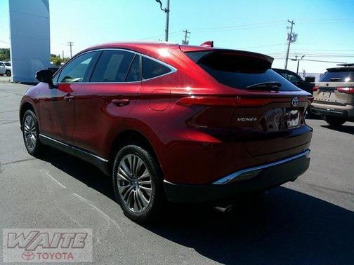 2021 Toyota Venza XLE