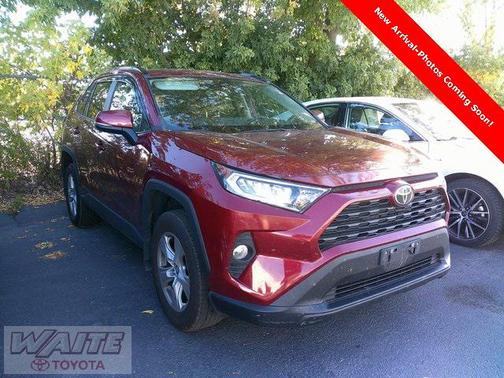 2020 Toyota RAV4 XLE