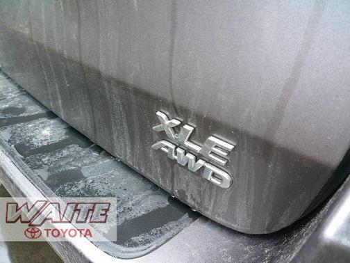 2019 Toyota Sienna XLE Premium