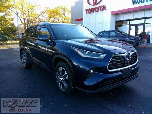 2021 Toyota Highlander Hybrid XLE