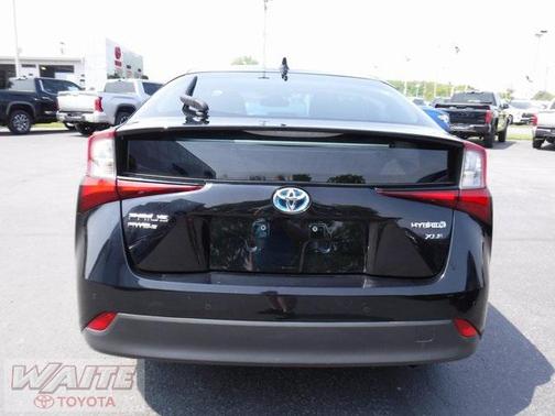 2022 Toyota Prius XLE