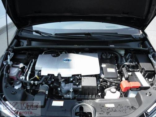 2022 Toyota Prius XLE
