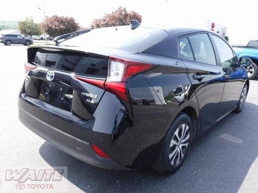 2022 Toyota Prius XLE