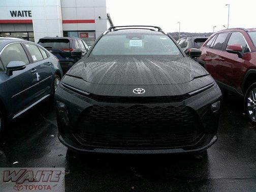 2025 Toyota Crown Signia Limited