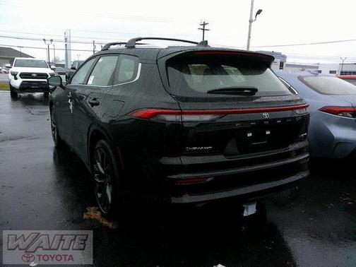 2025 Toyota Crown Signia Limited