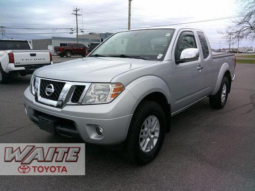 Brilliant Silver 2018 Nissan Frontier SV