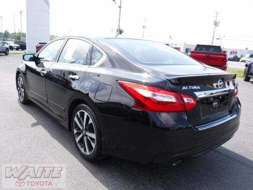 2016 Nissan Altima 3.5 SR