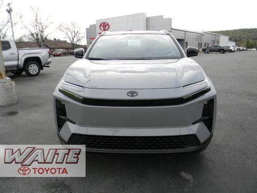 Cement 2026 Toyota C-HR SE
