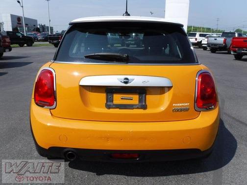 2014 MINI Hardtop Cooper