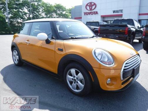 2014 MINI Hardtop Cooper
