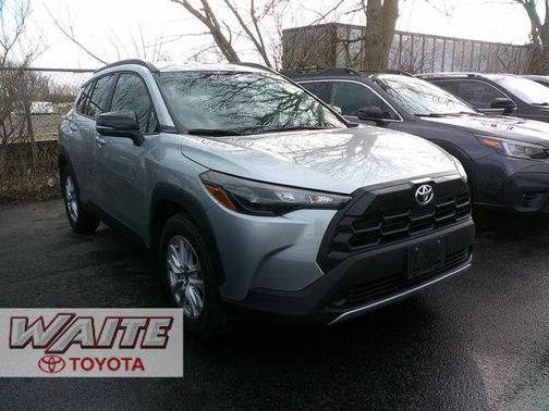 2026 Toyota Corolla Cross LE