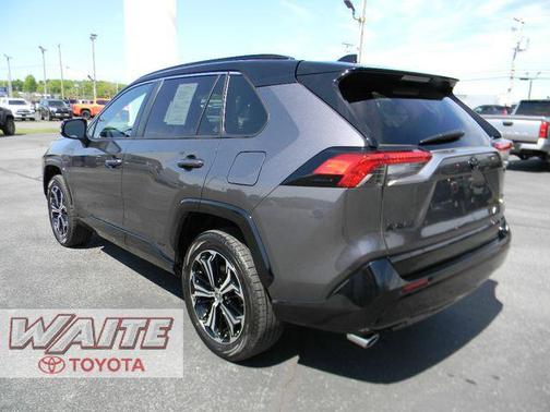 Magnetic Gray Metallic/Midnight Black Metallic 2025 Toyota RAV4 Hybrid SE